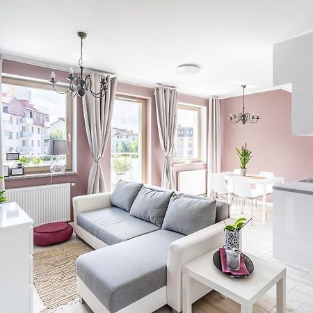 Apartament "Anna" - Kwartal Rozy Wiatrow, 15 Min Spacerem Od Plazy 斯维诺乌伊希切 外观 照片